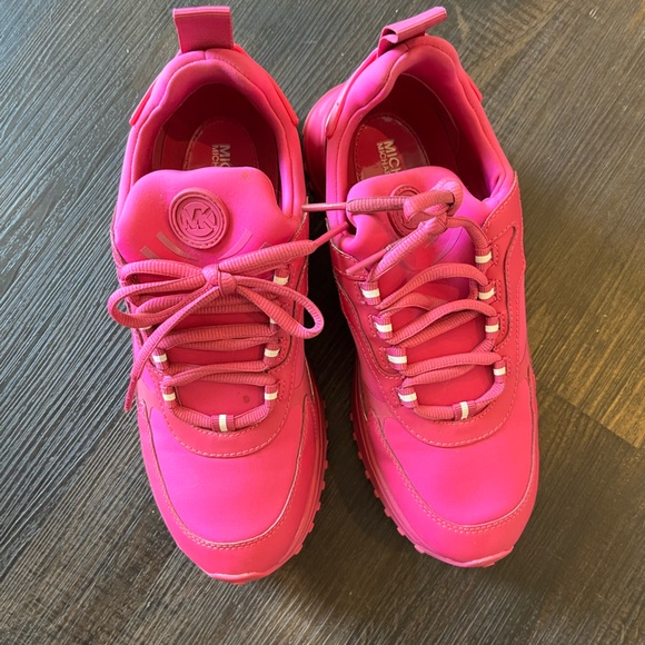 Pink Shoes - Picture 2 of 3